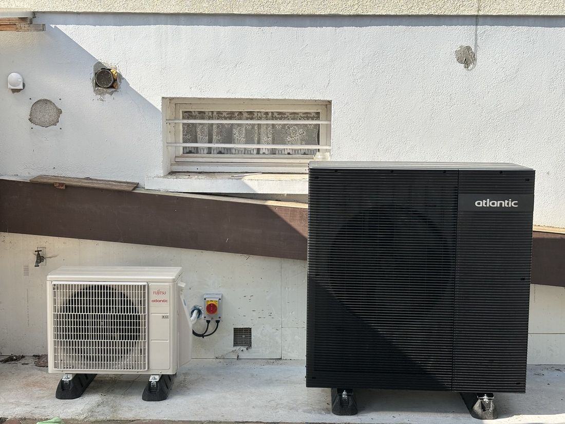 Unités extérieures pompe à chaleur Atlantic et climatiseur Fujitsu Atlantic installées par KLIMA TECH